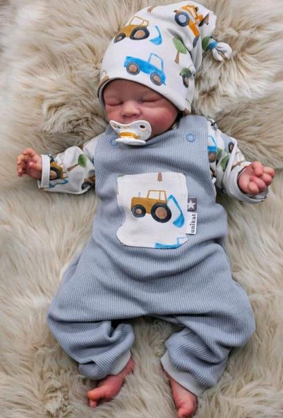 Handmade Latzhose, Pulli & Mütze gr.56